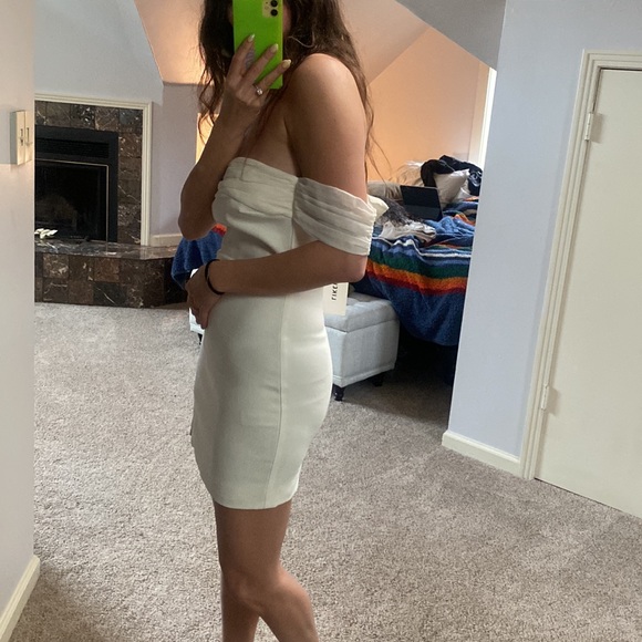 Paz Mini White Dress - Picture 3 of 4